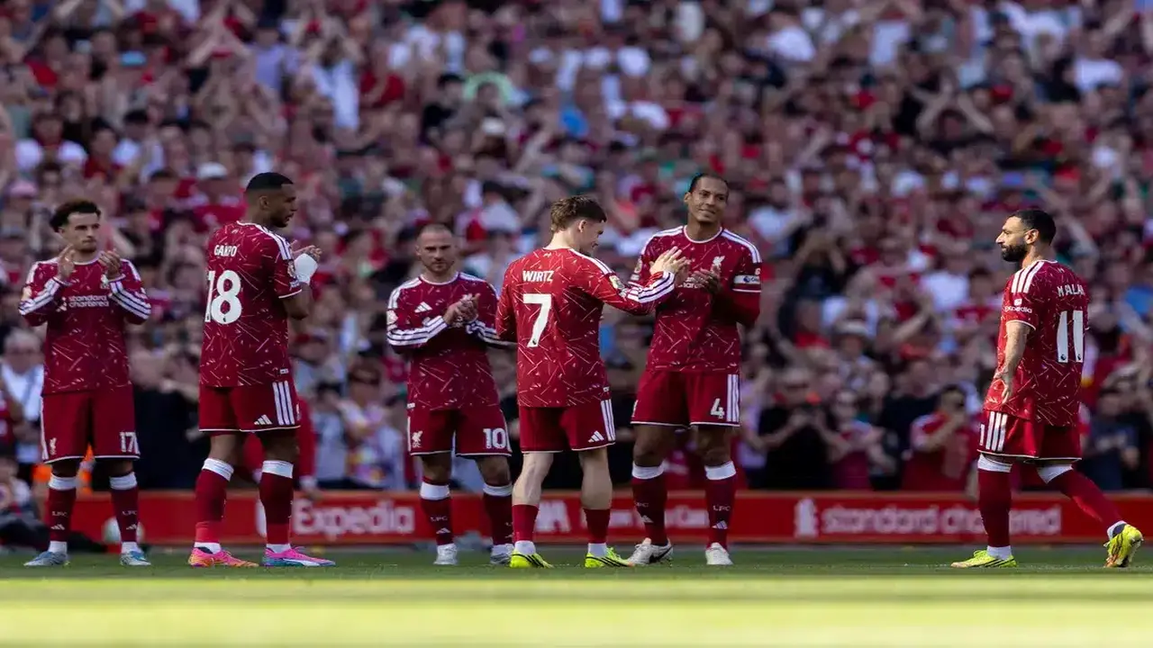متحديًا كبار أوروبا.. ليفربول يُصر على ضم جوهرة الدوري الألماني